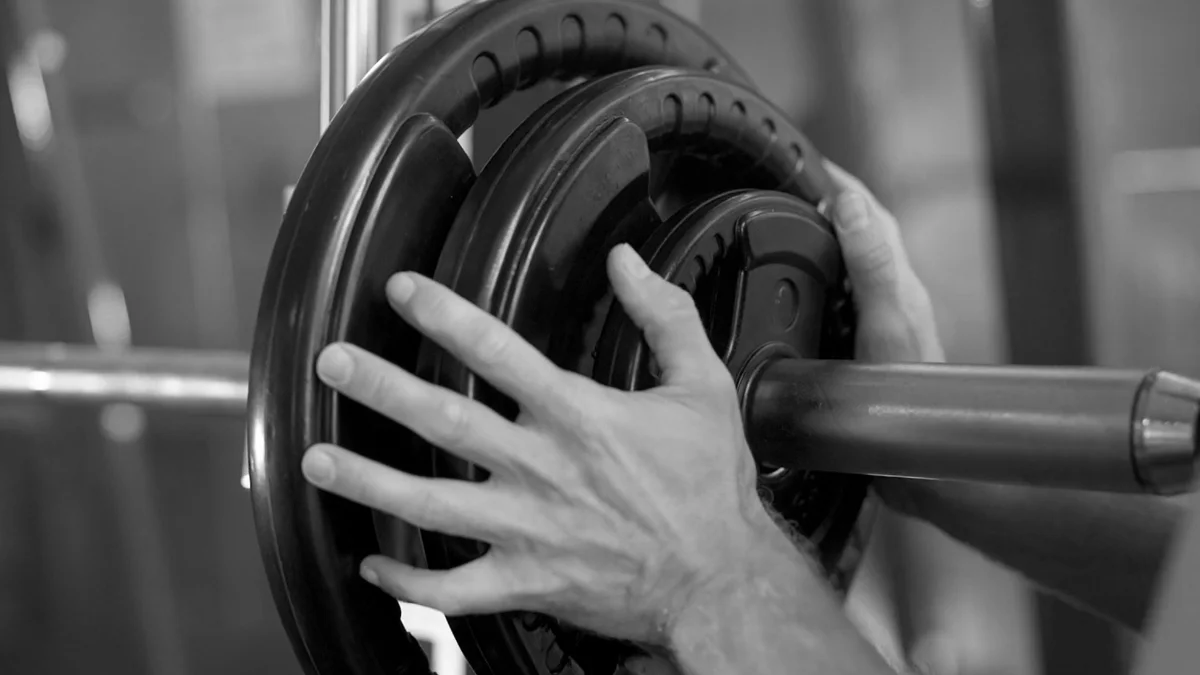 Plate loading calculator - barbell loaded with weight plates